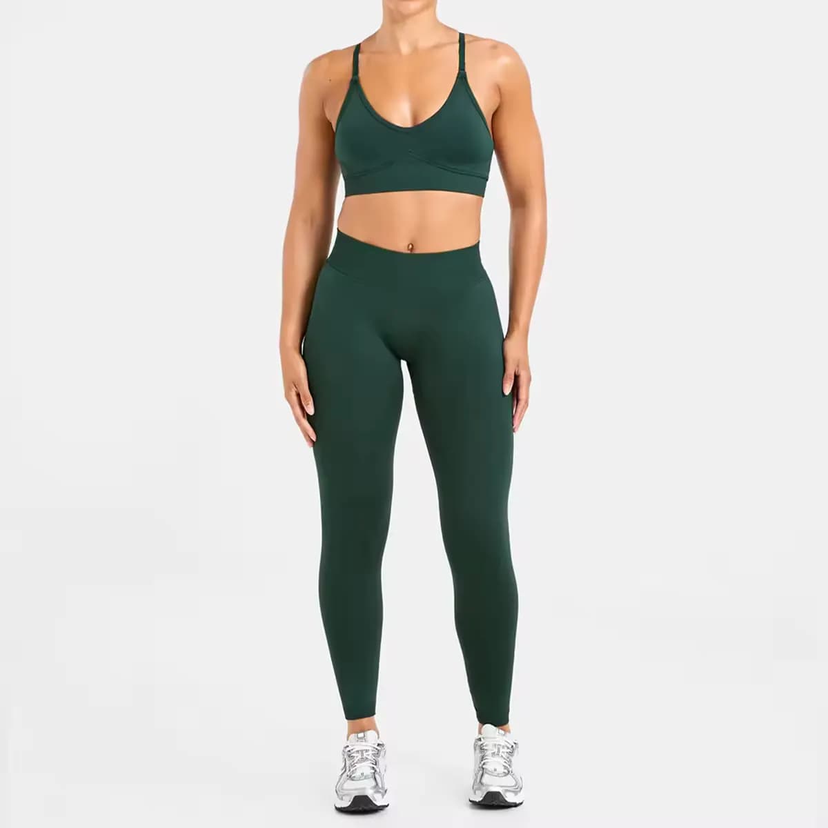 Custom Women's Seamless Activewear Set Manufacturer | Private Label 3-Piece Gymwear – TrackXL